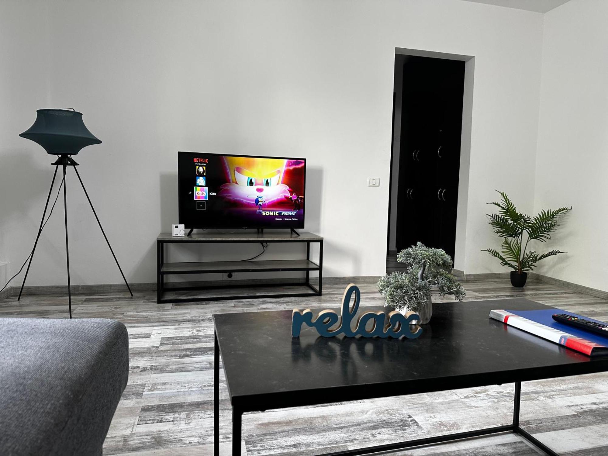 Comfort Apartment Targoviste Eksteriør billede